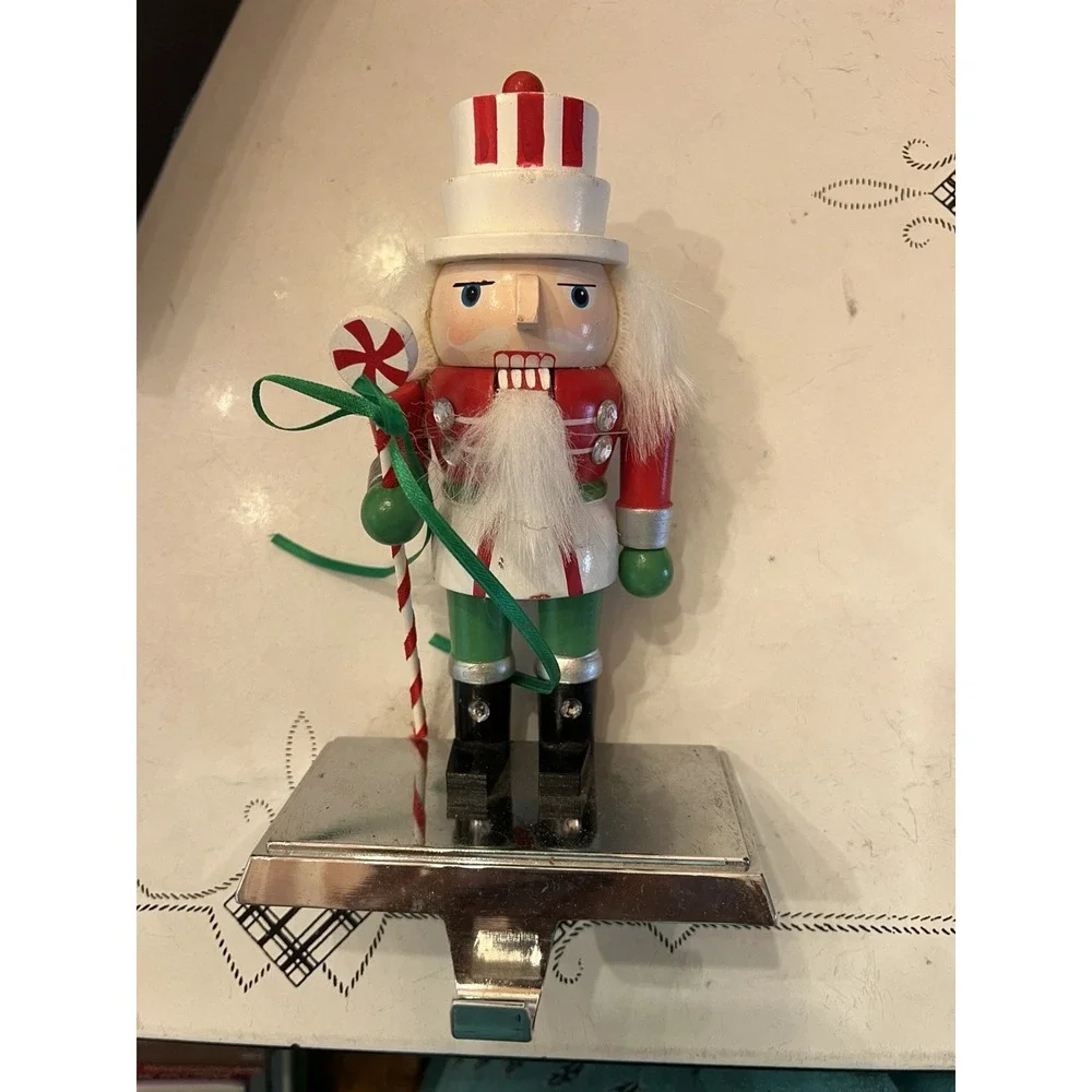 PIER 1 Imports Wooden Nutcracker Mantle Stocking Holder 2016 Mouth Opens Ornate